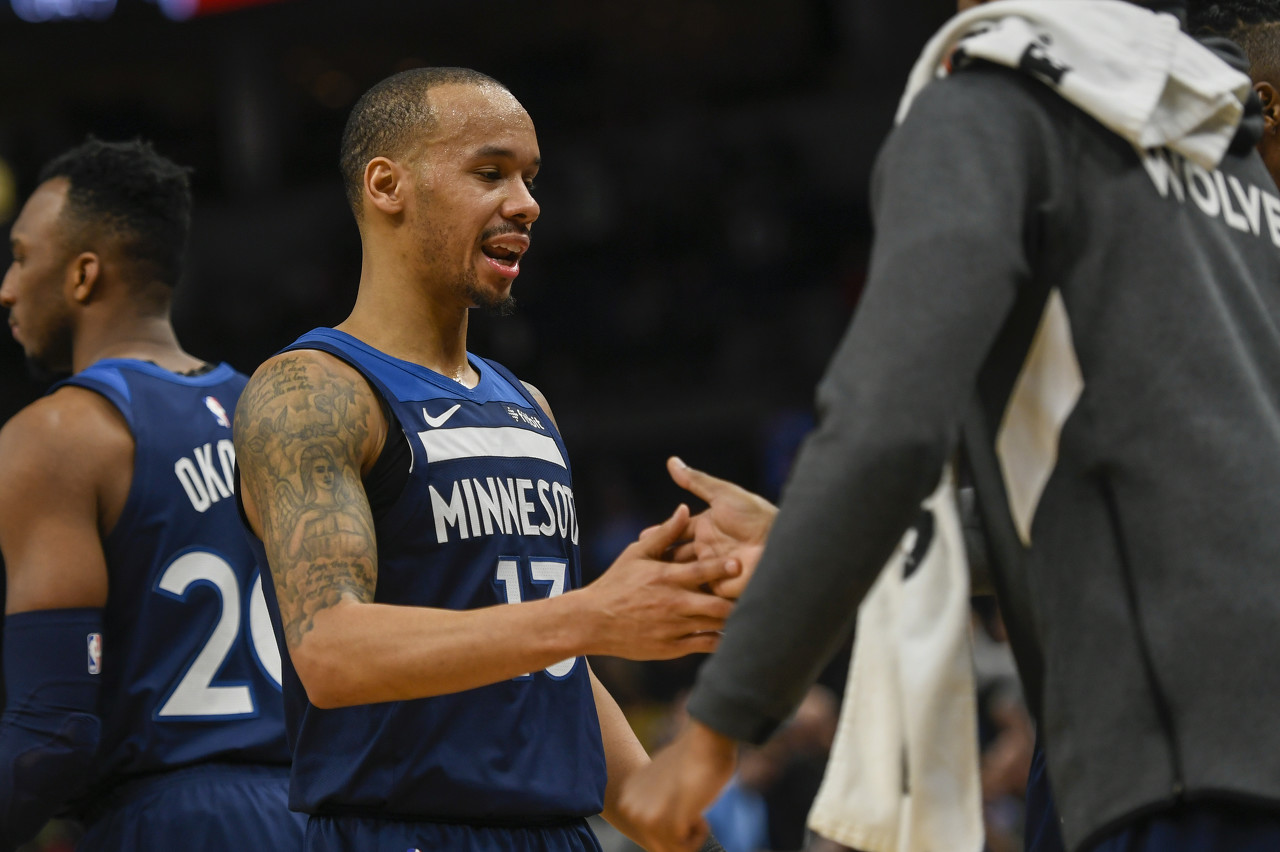 逐步蚕食 逐步蚕食